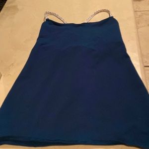 Lululemon sports top